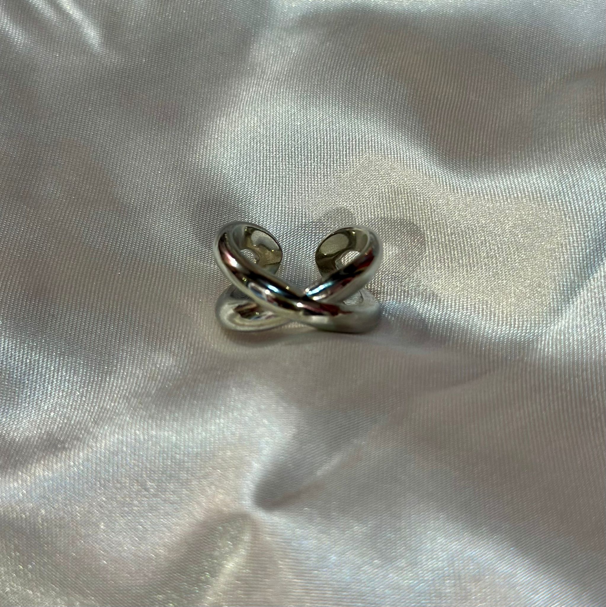 Immagine WhatsApp 2025-07-17 ore 19.34.18_e313ea31 - Immagine WhatsApp ore .. eea - anello intrecciato acciaio argento